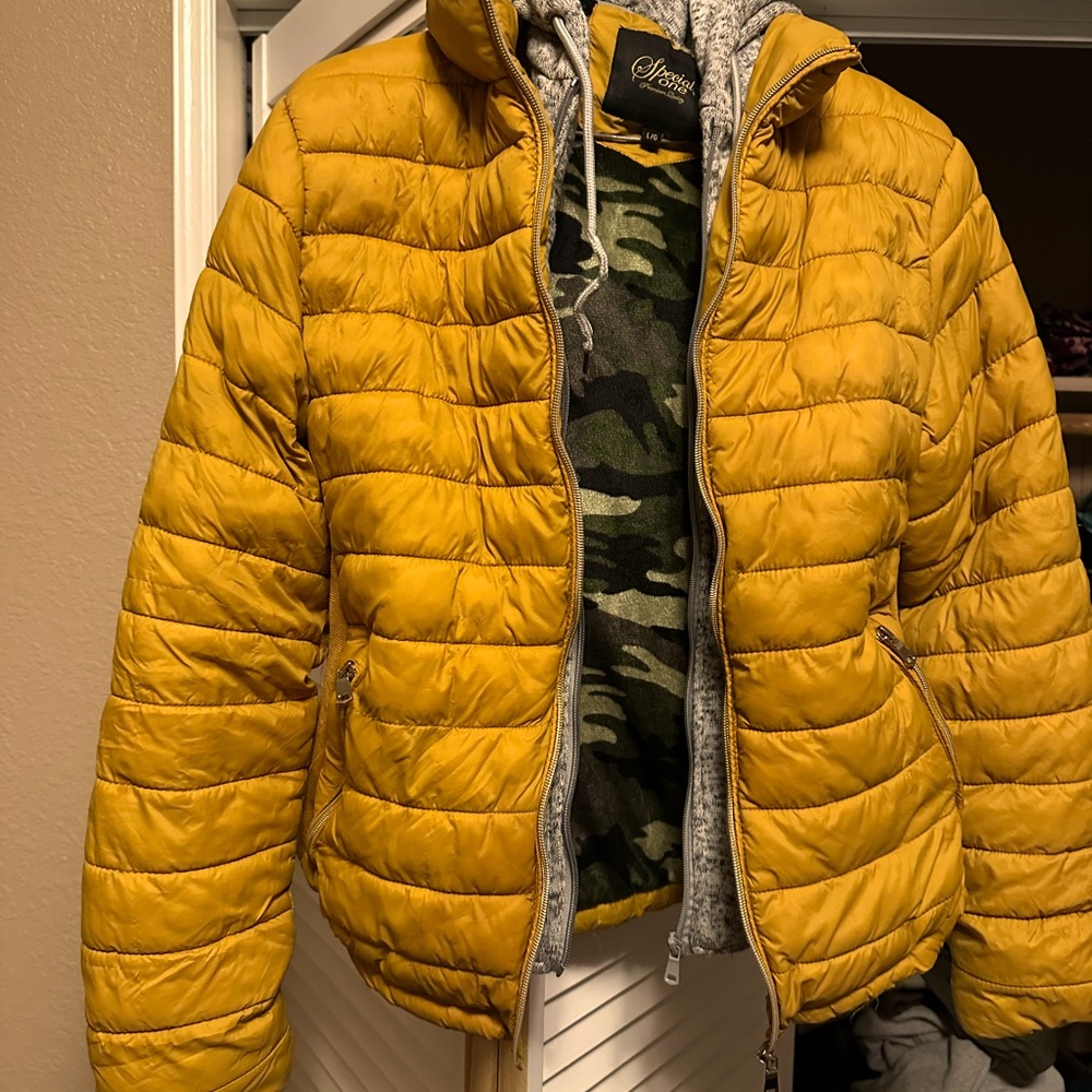 COPY - Women’s L Coat